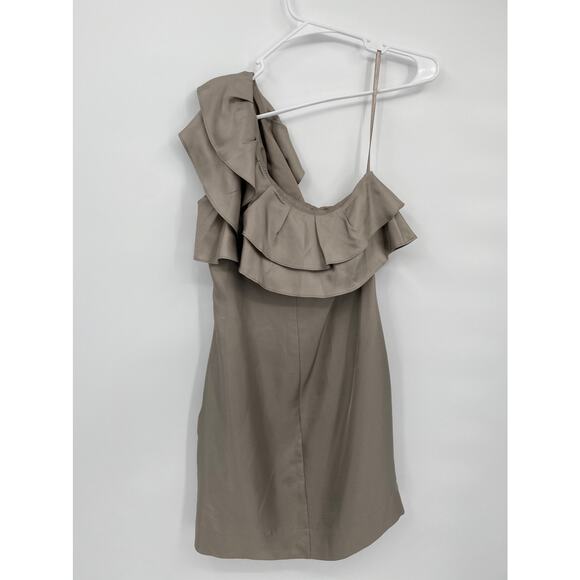 Banana Republic One Shoulder Tan Ruffle Dress 100% Silk Size 4P 4 Petite - Picture 3 of 11
